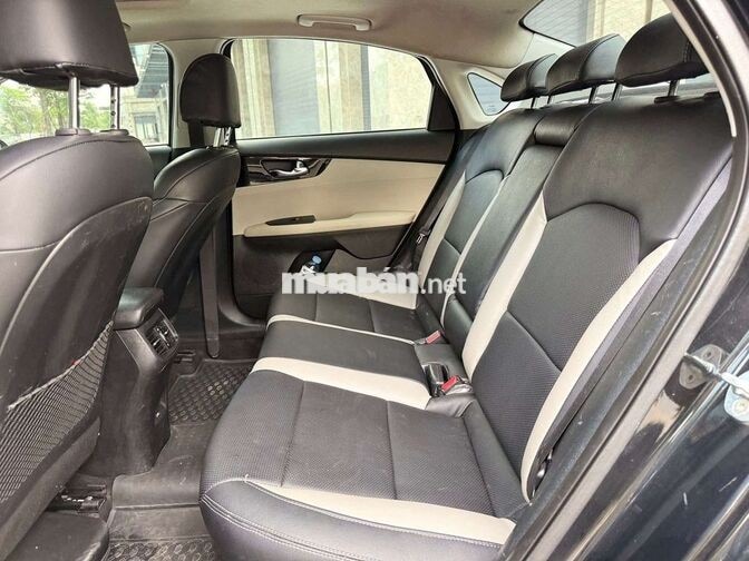 Kia K3 Luxury 2022 57000 km Đen Tự động