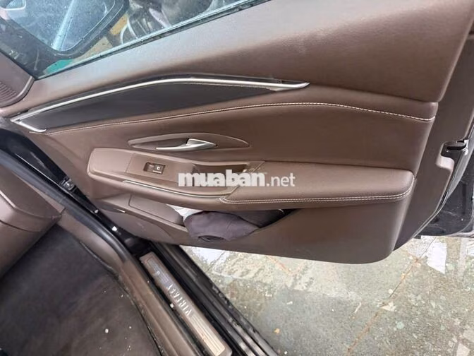 VinFast LUX A2.0 Turbo 2021 Đen 12.062 km