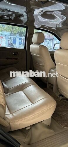 Fortuner Tự động Xám, công ty xuất hoá đơn