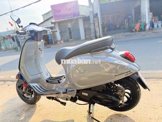 Piaggio Sprint iGet 125 ABS 2019 Xám