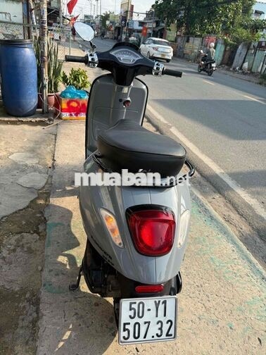 Piaggio Sprint iGet 125 ABS 2019 Xám