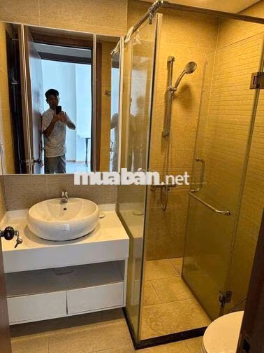 Cho thuê CH Vinhomes Central Park 2PN, Tòa P6 Tầng thấp, View trực diệ