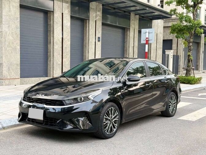 Kia K3 Luxury 2022 57000 km Đen Tự động