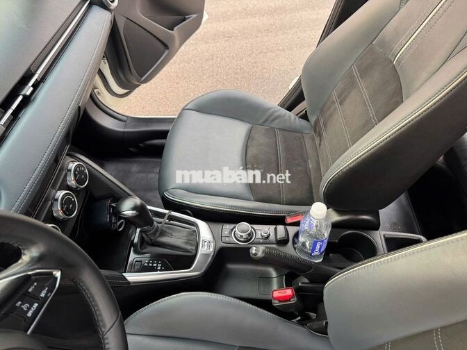 Mazda Mazda 2 Luxury 2023 Trắng 3.8 vạn km