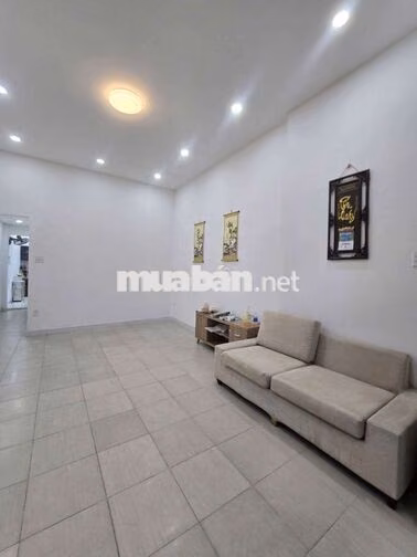 CHỦ GẤP GIẢM SÂU – NHÀ SÁT SÂN BAY CHỈ 7,5 TỶ.