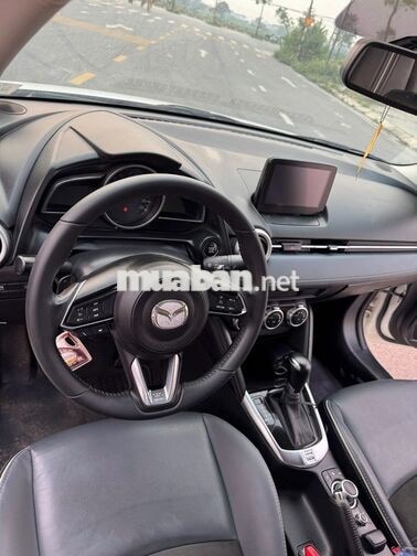 Mazda Mazda 2 Luxury 2023 Trắng 3.8 vạn km