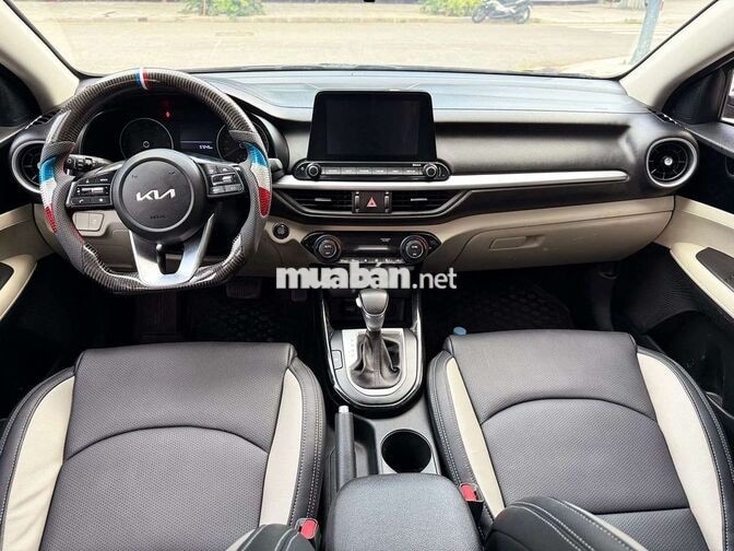 Kia K3 Luxury 2022 57000 km Đen Tự động