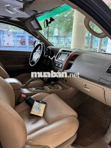 Fortuner Tự động Xám, công ty xuất hoá đơn