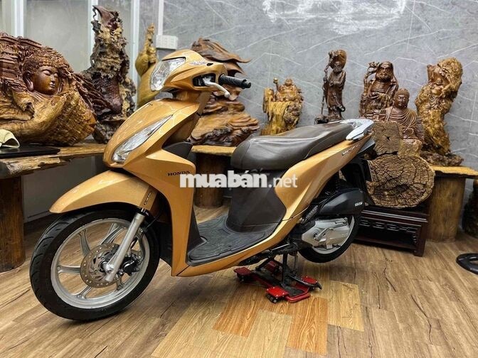 Honda Vision biển SG chính chủ máy móc bao êm