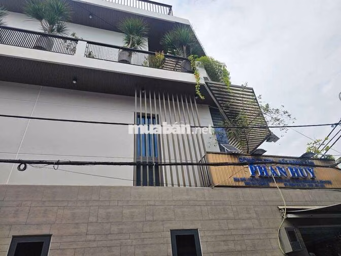 NỢ NGÂN HÀNG CẦN BÁN GẤP NHÀ 2MT GÓC ĐẸP SÁT CHỢ LIÊN KHU 5-6