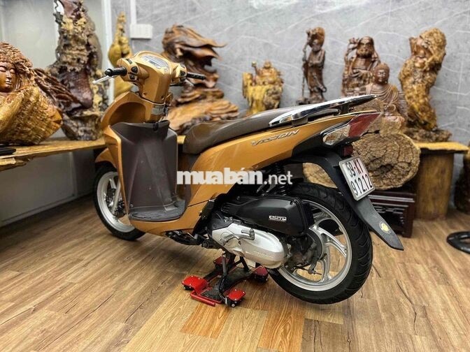 Honda Vision biển SG chính chủ máy móc bao êm