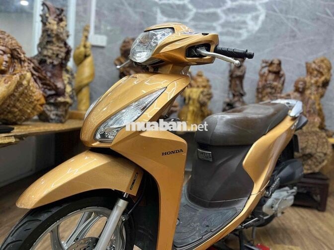Honda Vision biển SG chính chủ máy móc bao êm