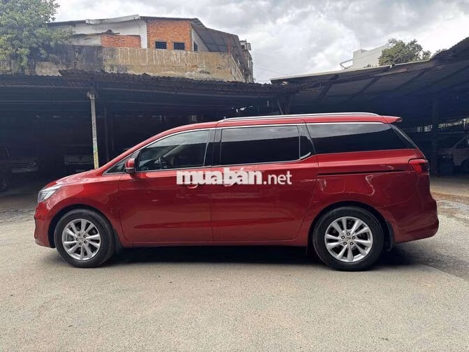 Kia Sedona 2020 Dầu full
