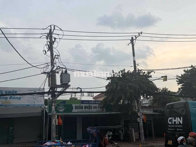 Cần cho thuê mặt bằng Phan Văn Hớn
