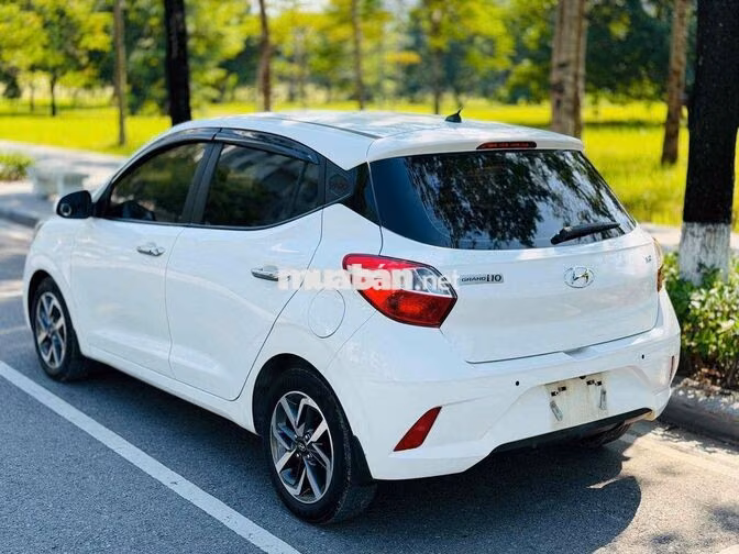 Hyundai Grand i10 2022 1.2AT Tự động Trắng