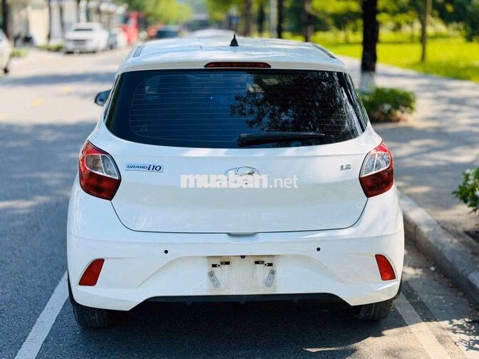 Hyundai Grand i10 2022 1.2AT Tự động Trắng