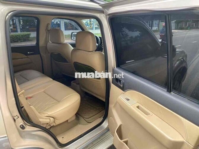 Ford Everest 2008 7 chỗ Bạc