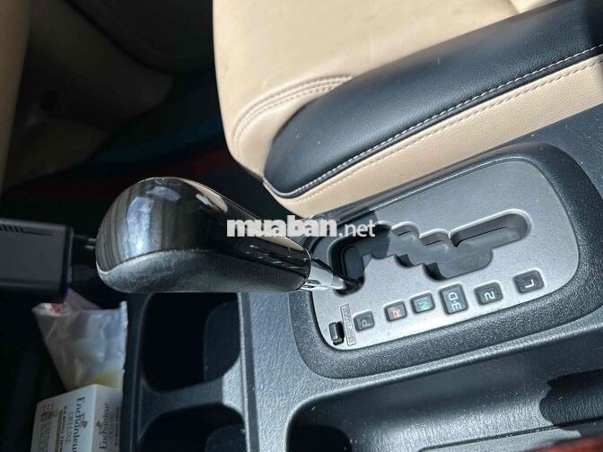 Toyota Fortuner 2.7V 2014 Xăng Tự động Bạc