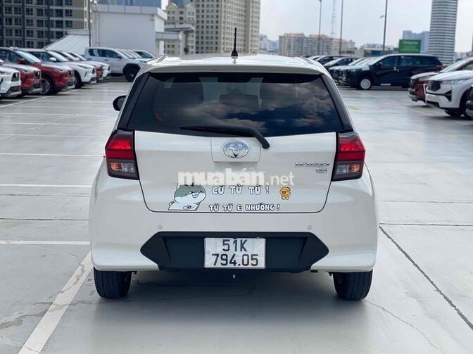 Toyota Wigo 1.2 D-CVT 2023 Trắng Tự động
