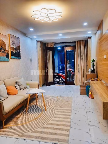 🔥 NHÀ QUẬN 7 3 TẦNG – SỔ HỒNG RIÊNG – CHỈ 3,79 TỶ 🔥