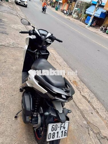 🔴🔴 Vario 125 Trắng đen 2022 xe đẹp có góp