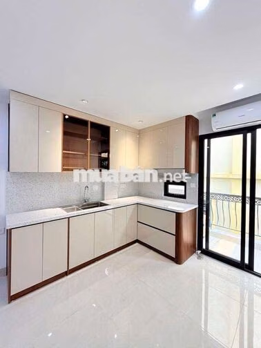 TT Cầu Giấy - Hạ Yên Quyết 36m2 7 tầng thang máy - full đồ nhỉnh 12đ