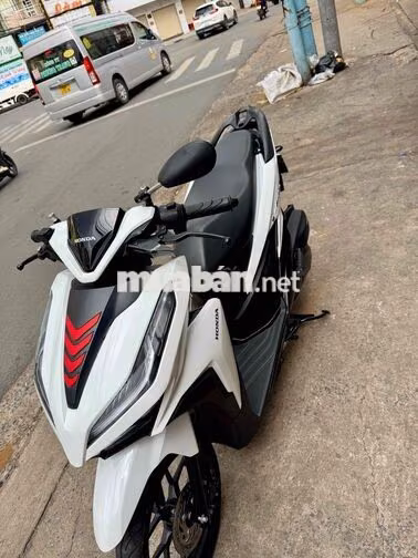 🔴🔴 Vario 125 Trắng đen 2022 xe đẹp có góp