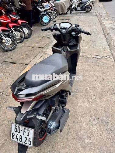 🟢🟢 Vario 150 Nâu đen cuối 2021 rất đẹp có góp
