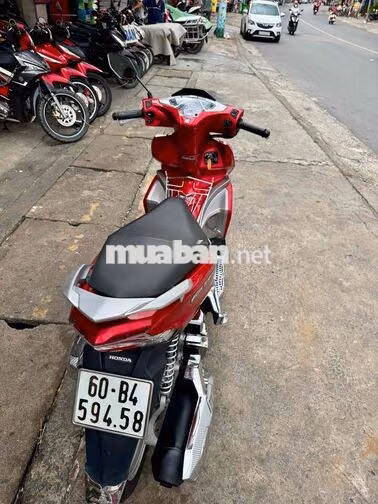 🟡🟡 AB 125 2017 Đỏ đen xe đẹp có trả góp