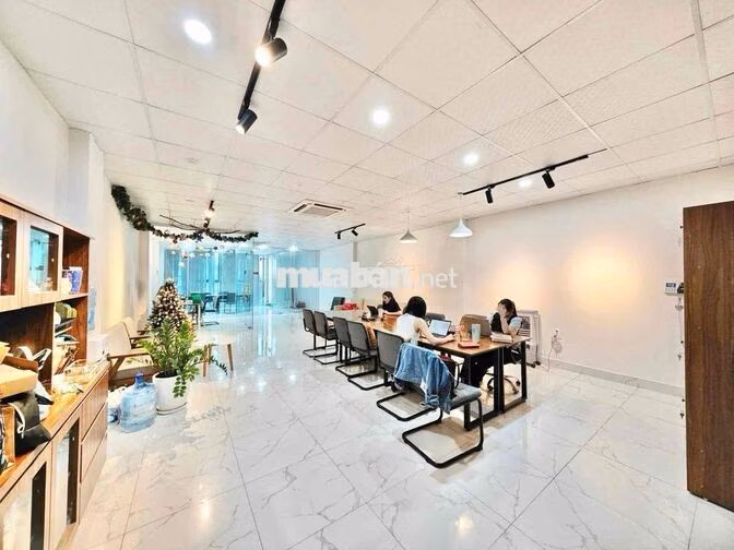 Cho thuê văn phòng tại Láng Hạ 110m2 giá chỉ 20t giờ giấc thoải mái
