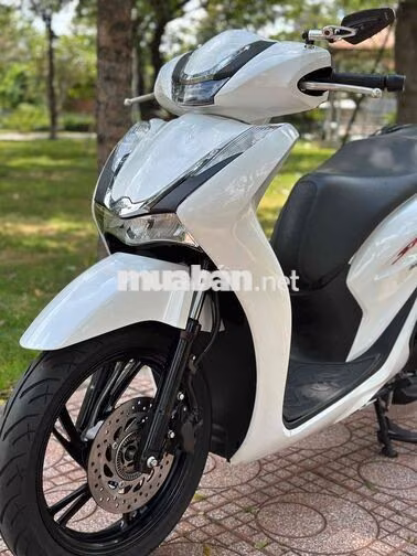 Honda SH 150 ABS Trắng bs 61
