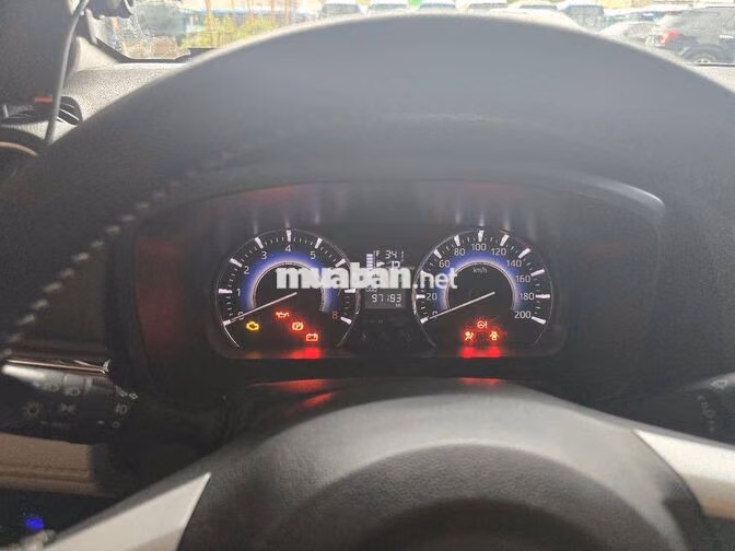 Toyota Rush 1.5 AT 2019 Trắng 7 chỗ