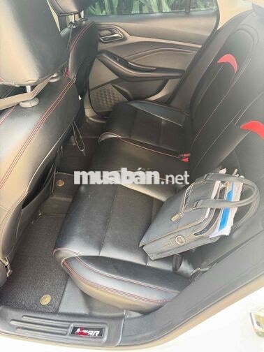 MG 5 s Trắng Tự động 3 vạn