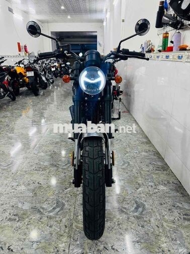 GPX Legend 150 Fi Xám 1900km