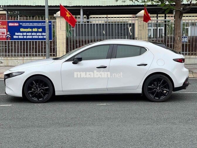 Mazda 3 Premium 2019 Trắng 66.000km
