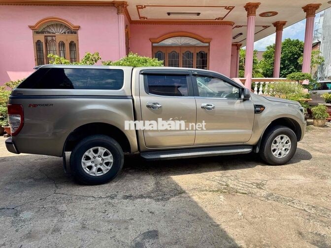Ford Ranger XLS 2015 Vàng cát Số tự động