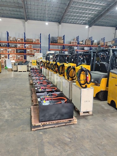 Pin Lithium chuyên dụng cho xe nâng điện giá tốt nhất thị trường 