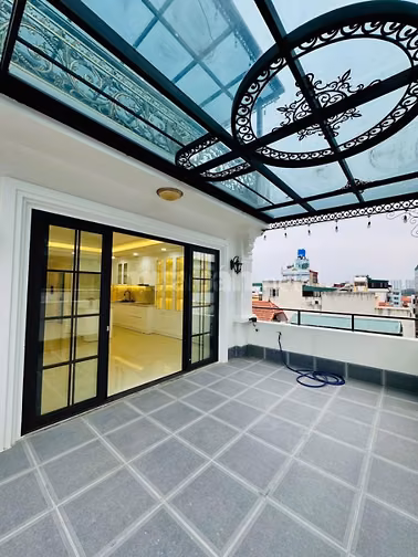 Bán nhà 9 tầng phố Triệu Việt Vương, 170m2, vị trri vàng, kinh doanh