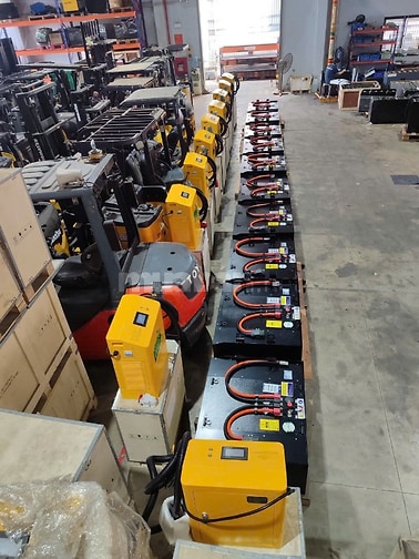 Pin Lithium chuyên dụng cho xe nâng điện giá tốt nhất thị trường 
