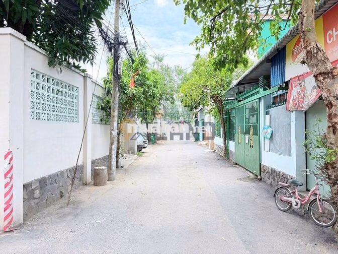 LÔ ĐẤT NỀN HẺM XE HƠI - NGANG 6M SIÊU HIẾM - SÁT PHẠM VĂN ĐỒNG