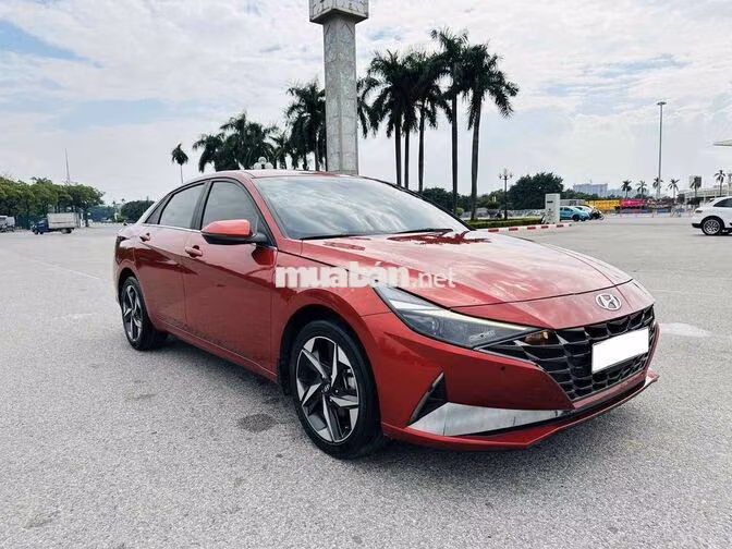 Hyundai Elantra 2022 2.0AT Đỏ 22000 km