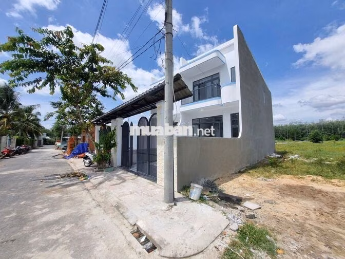 Nhà đẹp mới xây gần KCN Phước Đông Tây Ninh. 1,85 tỷ