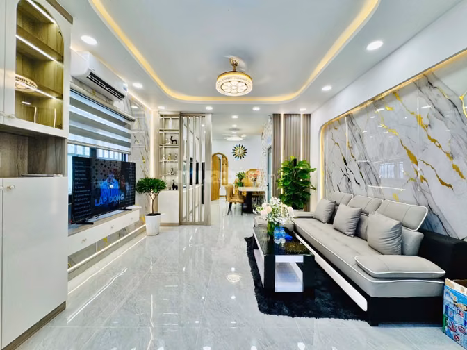 CHÍNH CHỦ BÁN NHÀ TUYỆT ĐẸP HẺM XE HƠI ĐẾN CỬA GẦN CV GIA ĐỊNH, BV 175