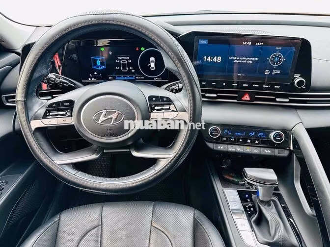 Hyundai Elantra 2022 2.0AT Đỏ 22000 km