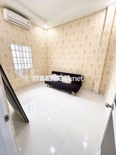 Nhà Đẹp 4x8m 1Lửng + 1Lầu (3PN 2WC) Hẻm 5m Ôtô. KHU NGUYỄN SƠN