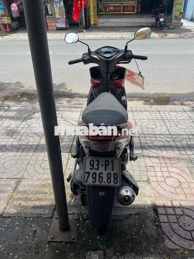 Yamaha Luvias FI 2015 Đỏ