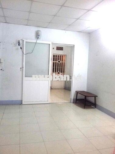 Cho thuê nhà nguyên căn(dt:4,2x20m, 3pn2wc) Quang Trung p10 GV