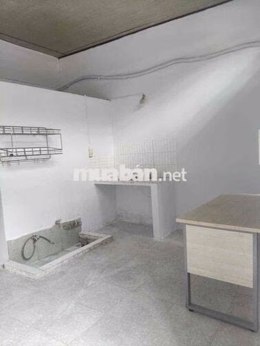 nhà cấp bốn 1pn1wc1 máy lạnh gần chùa ưu đàm