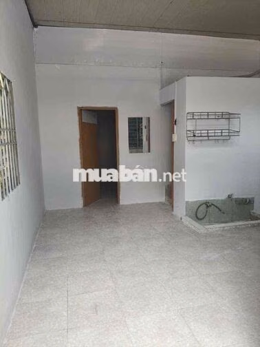 nhà cấp bốn 1pn1wc1 máy lạnh gần chùa ưu đàm