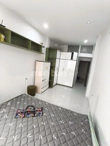 Cho thuê nhà ngõ 36 Đào Tấn gần phố Linh Lang quận Ba Đình Hà Nội 